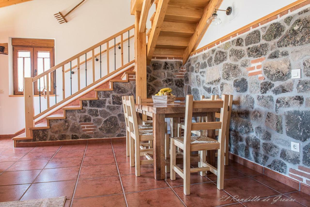 Maison d'hôtes El Rondillo De Gredos à Hoyos del Collado Extérieur photo